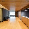 muestra cielo falso pvc laminada roble con división