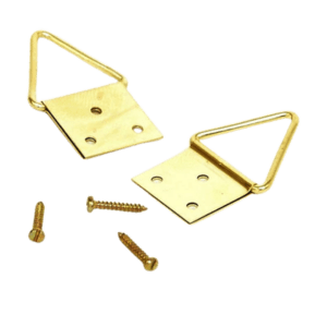 2 colgadores de triangulo color dorado con sus tornillos